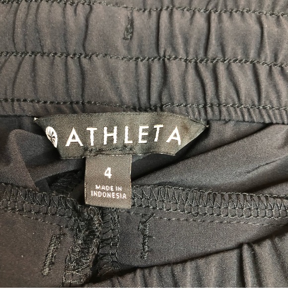 EUC Athleta Shorts Size 4 - Picture 4 of 6